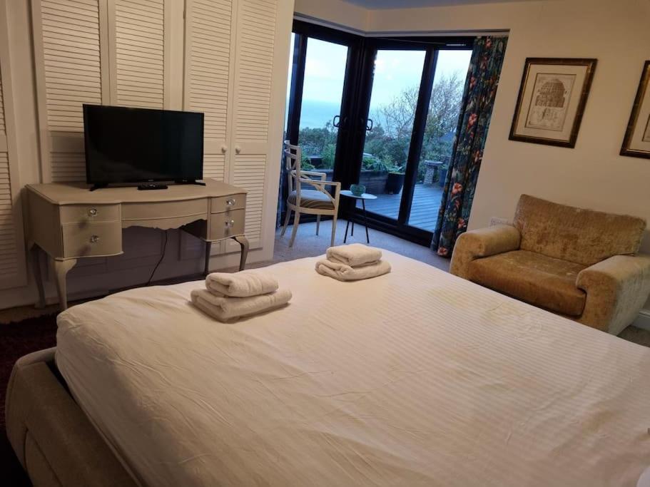 Spacious Detached Home With Beautiful Seaviews, Sleeps 6 Trimingham Eksteriør bilde