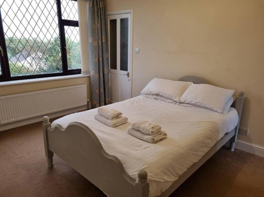 Spacious Detached Home With Beautiful Seaviews, Sleeps 6 Trimingham Eksteriør bilde